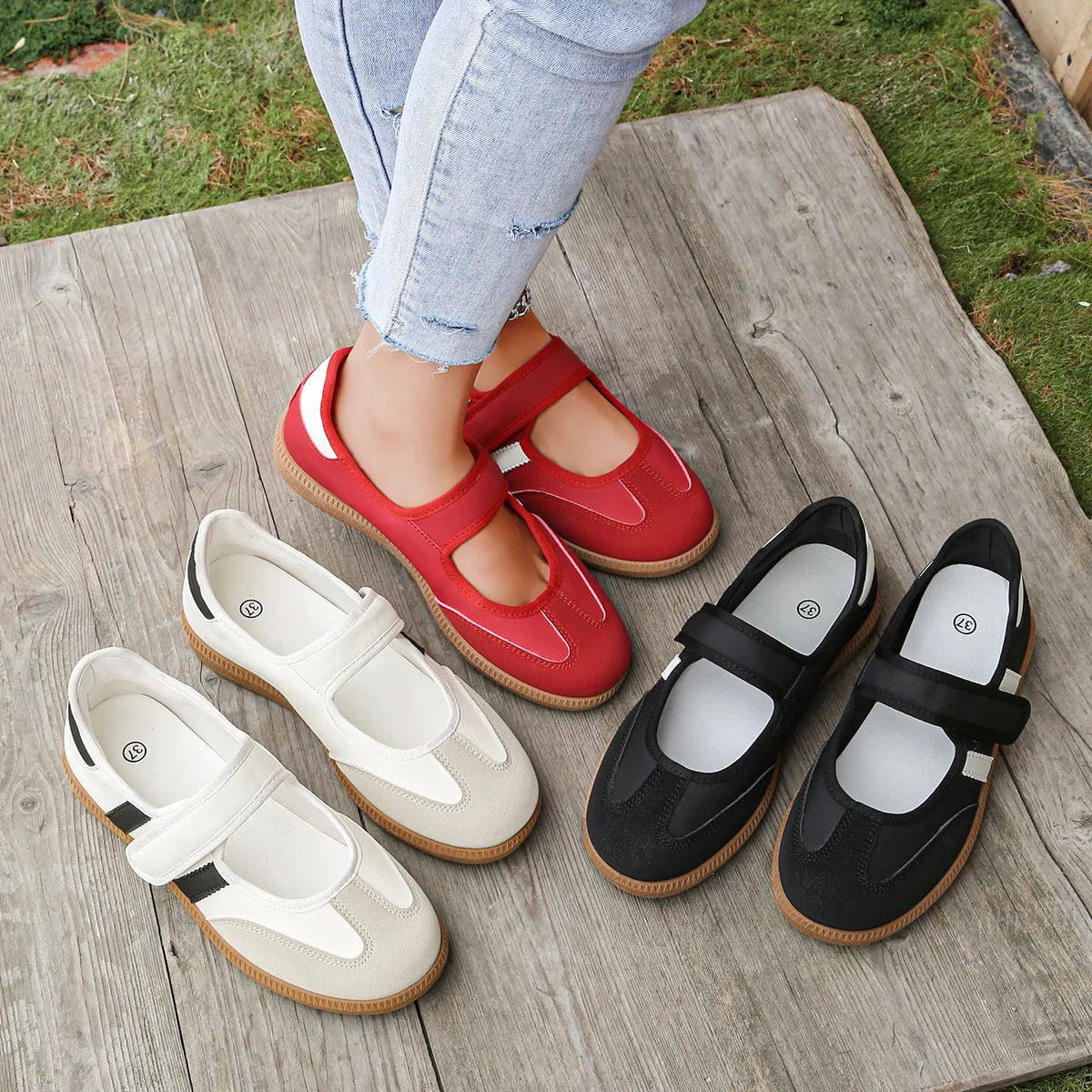 Women’s Plus Size Slip On Sneakers