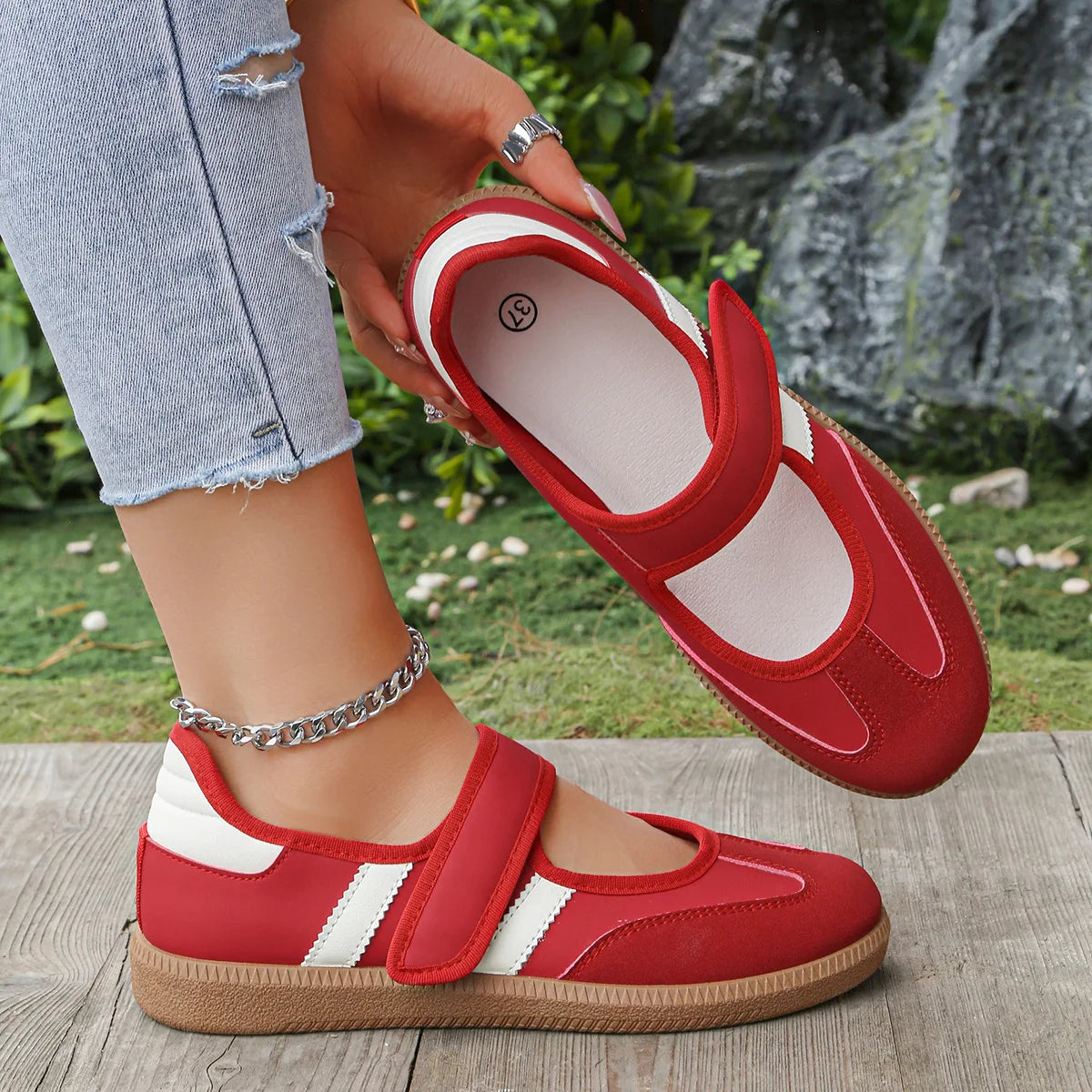 Women’s Plus Size Slip On Sneakers