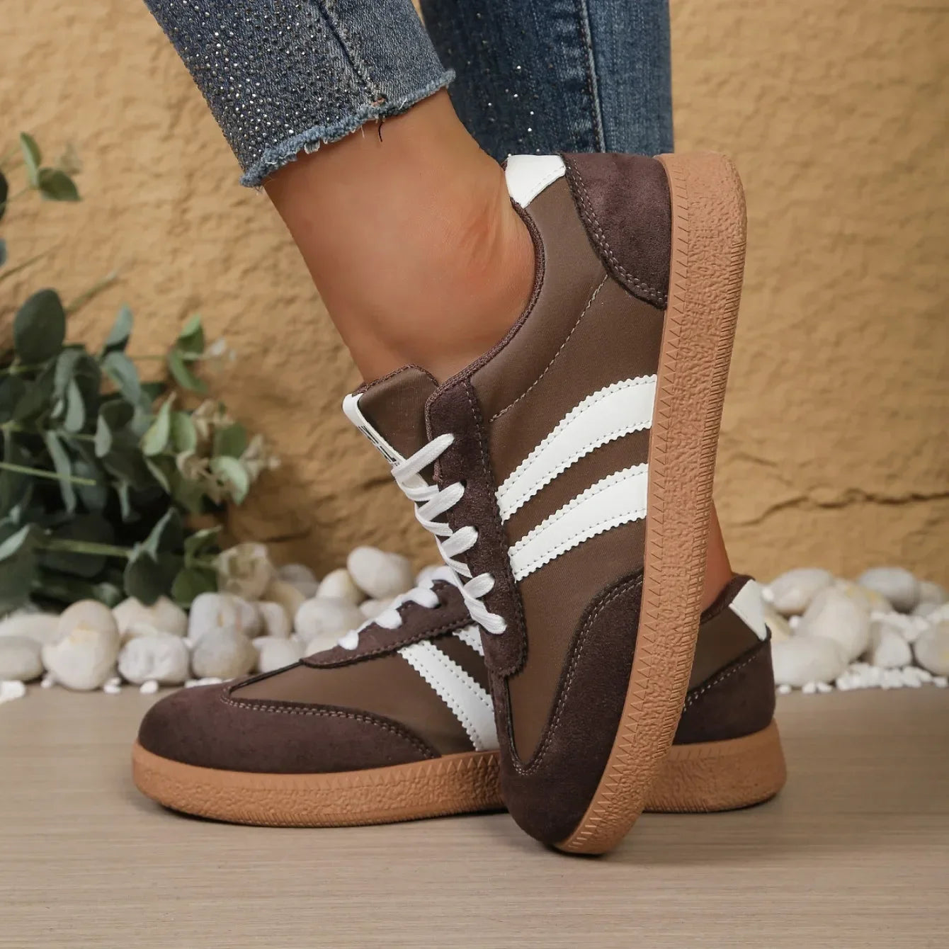 Women’s Patchwork Leather Sneakers – Casual Comfortable Shoes