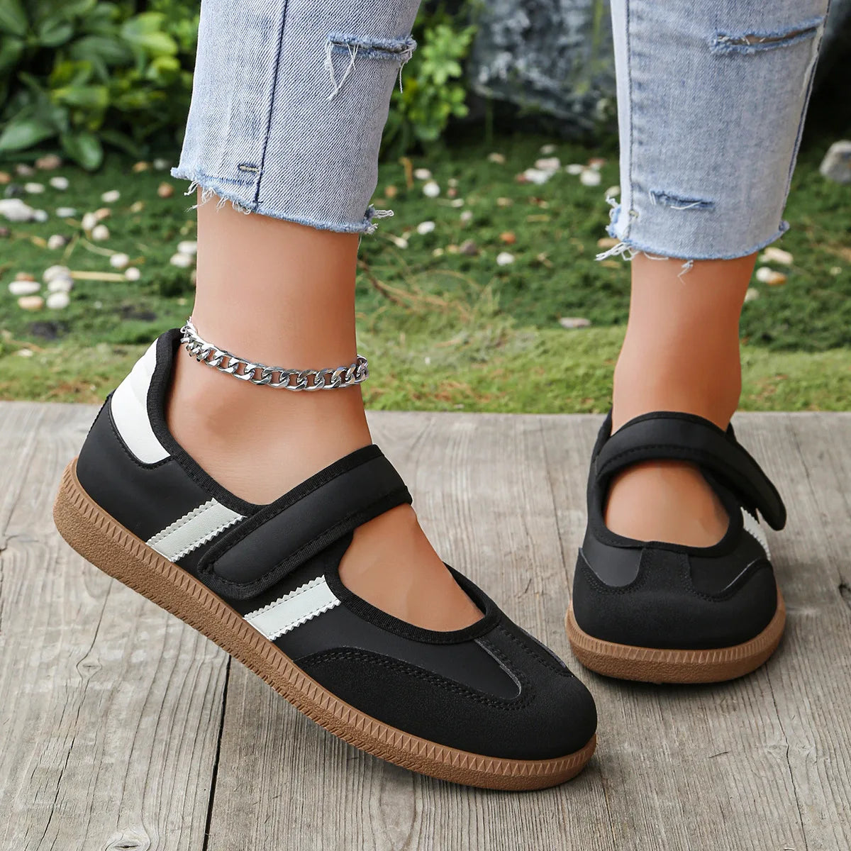 Women’s Plus Size Slip On Sneakers