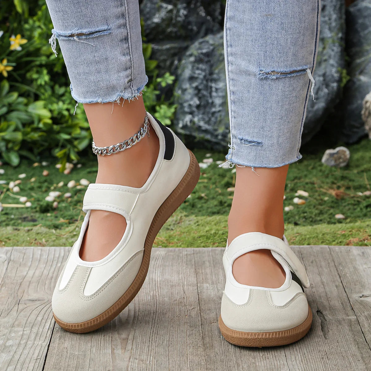 Women’s Plus Size Slip On Sneakers