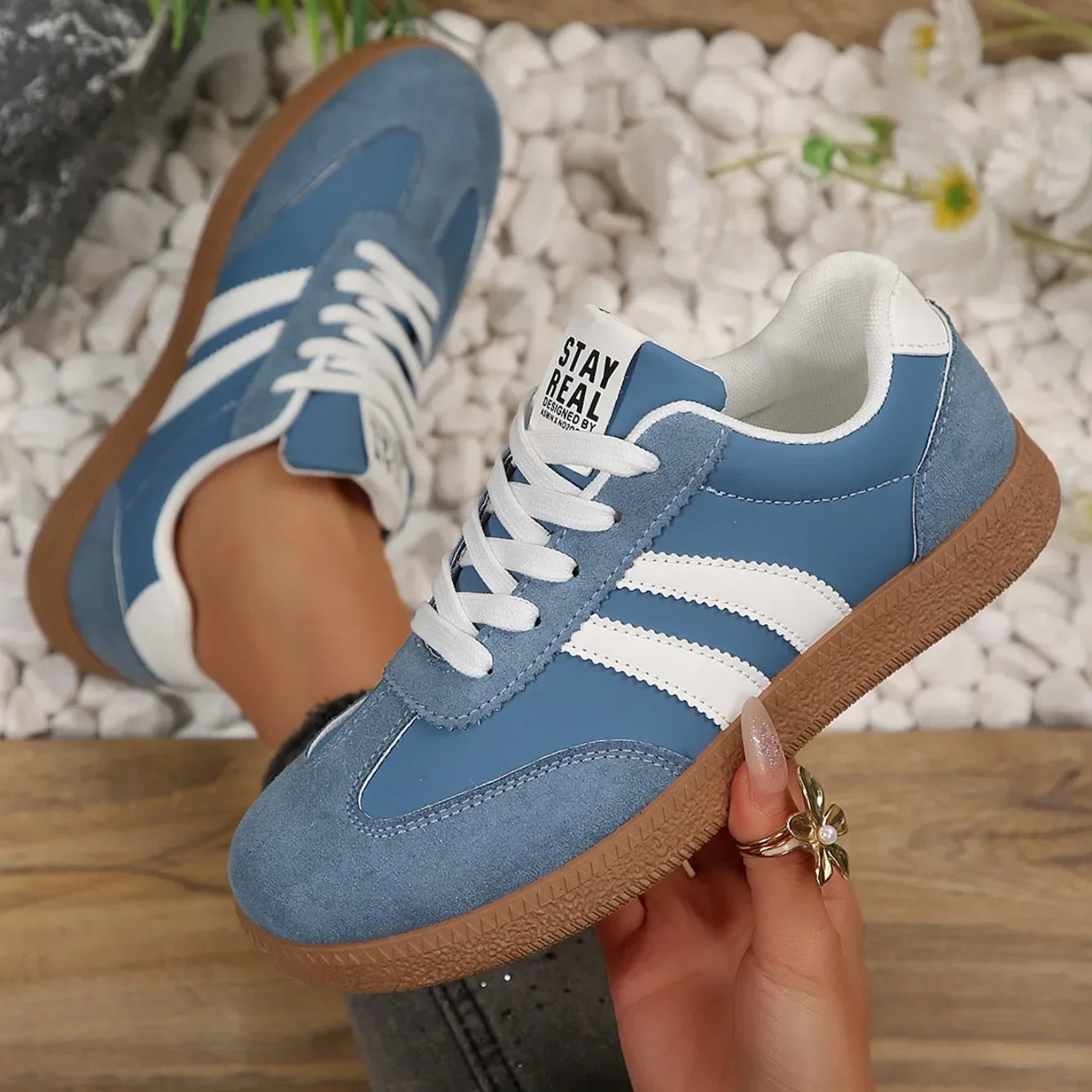 Women’s Patchwork Leather Sneakers – Casual Comfortable Shoes