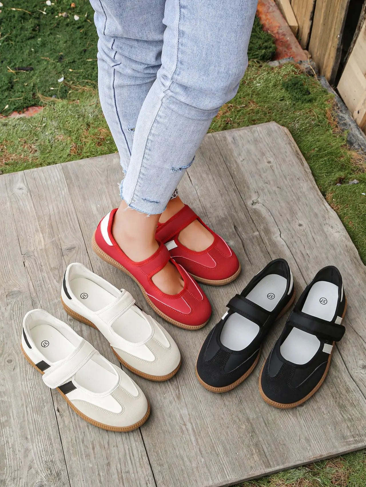 Women’s Plus Size Slip On Sneakers