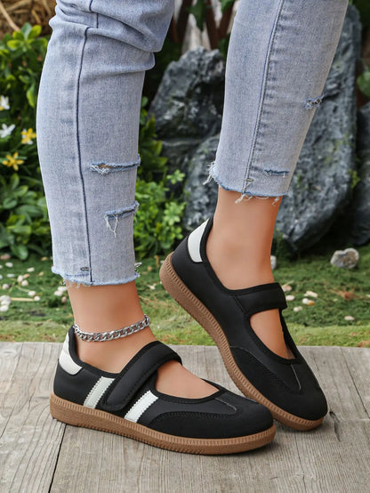 Women’s Plus Size Slip On Sneakers