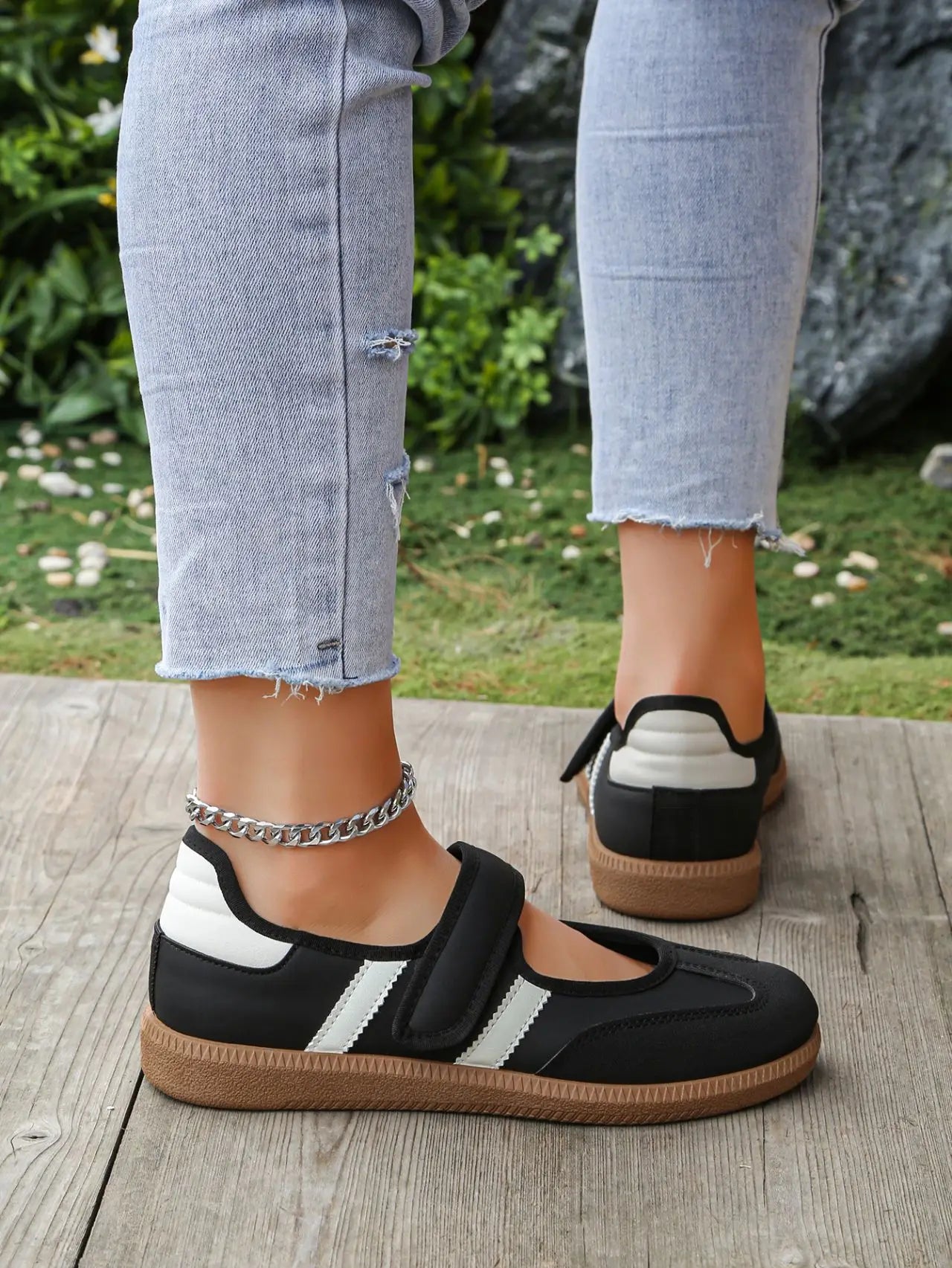 Women’s Plus Size Slip On Sneakers