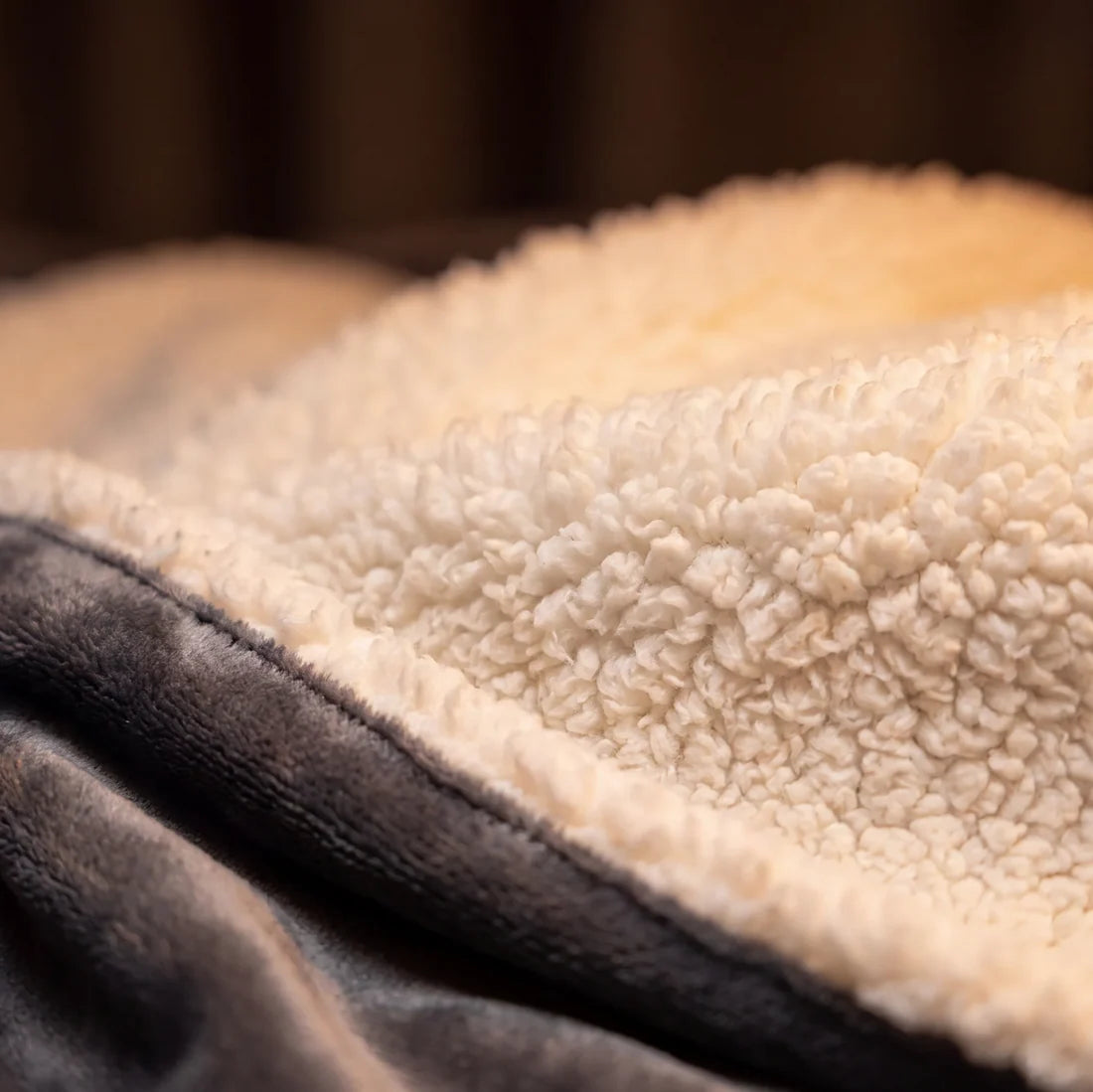 Aloueta Cozy Long Hooded Winter Robe
